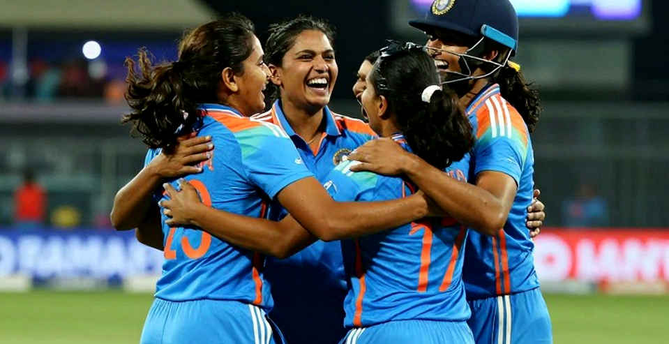 NCL राउंड 4, दिन 1: तीन मैदानों पर 912 रन — और वो एक आंकड़ा जो शतकों की करंसी घटा देता है NCL राउंड 4, दिन 1: तीन मैदानों पर 912 रन — और वो एक आंकड़ा जो शतकों की करंसी घटा देता है